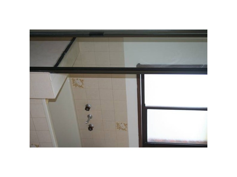 1/2 Cedric Street, Wendouree VIC 3355