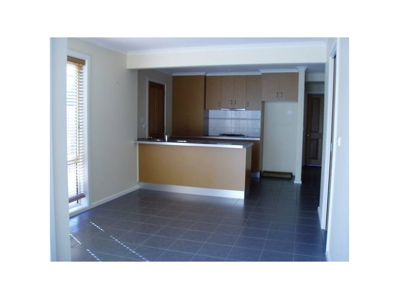 1/11 Little Clyde Street, Soldiers Hill VIC 3350