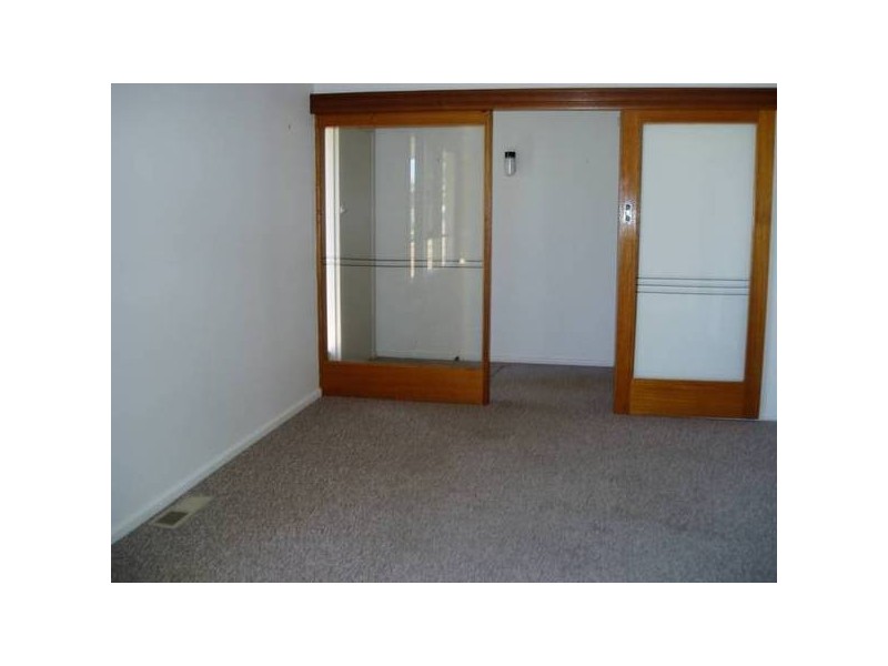 8 Pevensy Street, Wendouree VIC 3355