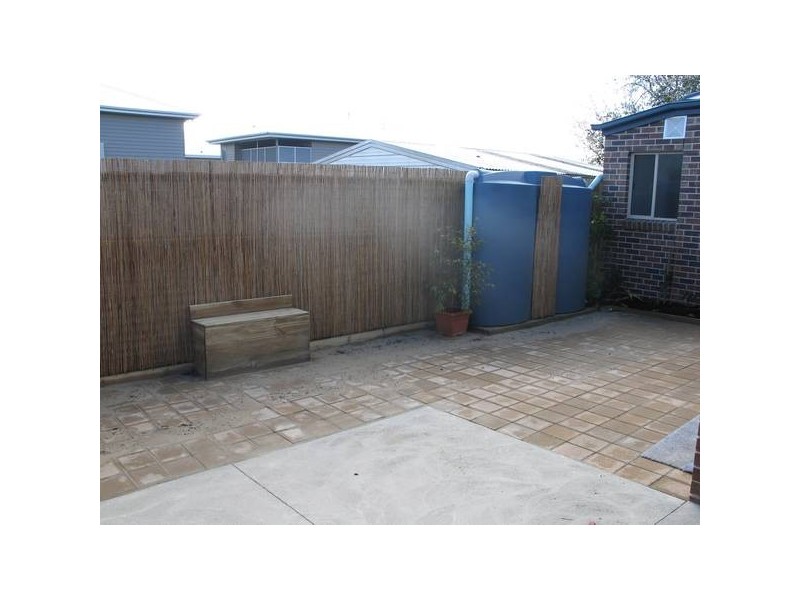 8 Bartley Avenue, Canadian VIC 3350