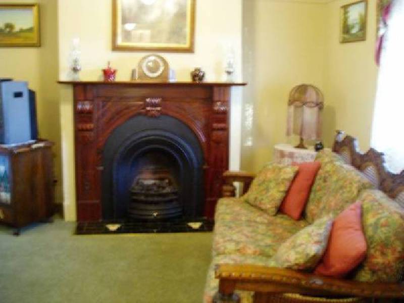 4 Doveton Crescent, Ballarat VIC 3350