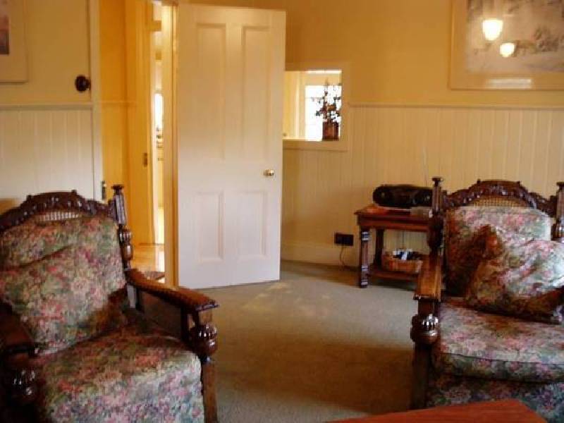 4 Doveton Crescent, Ballarat VIC 3350