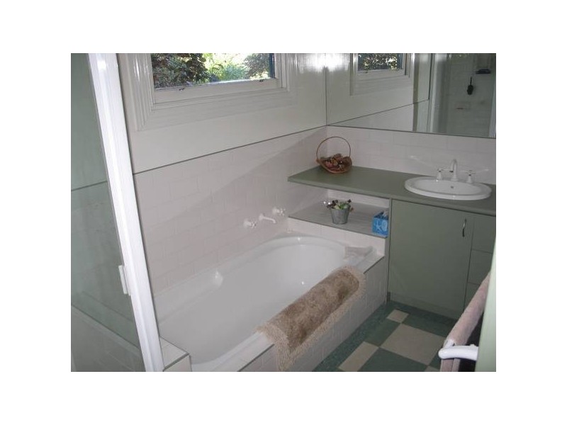 Finch Street, Brown Hill VIC 3350