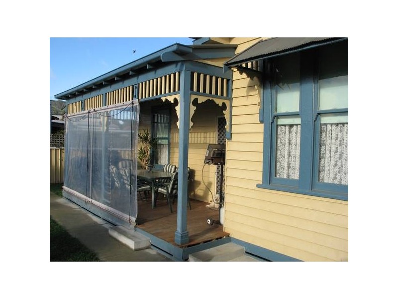 Finch Street, Brown Hill VIC 3350