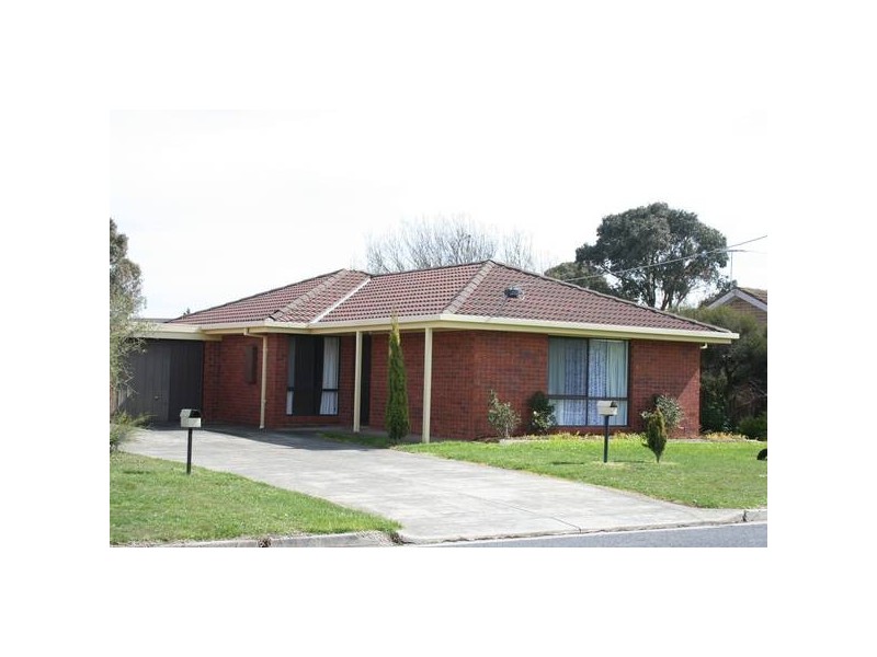2/2 Cedric Street, Wendouree VIC 3355