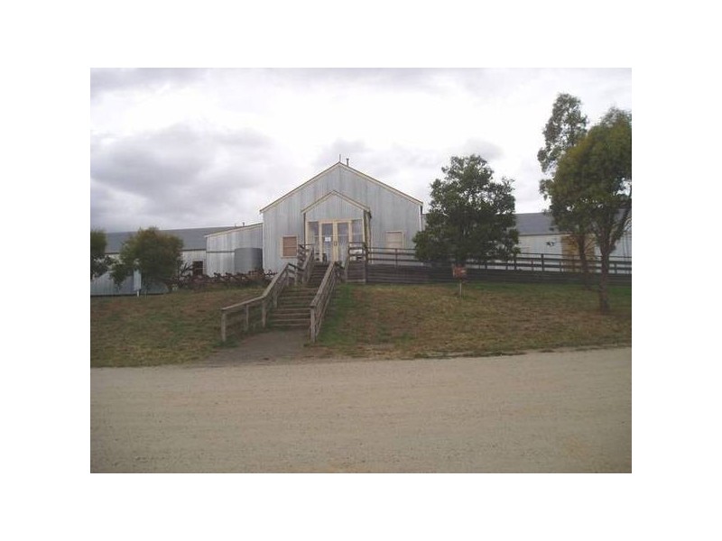 2 Western Highway, Ballarat VIC 3350