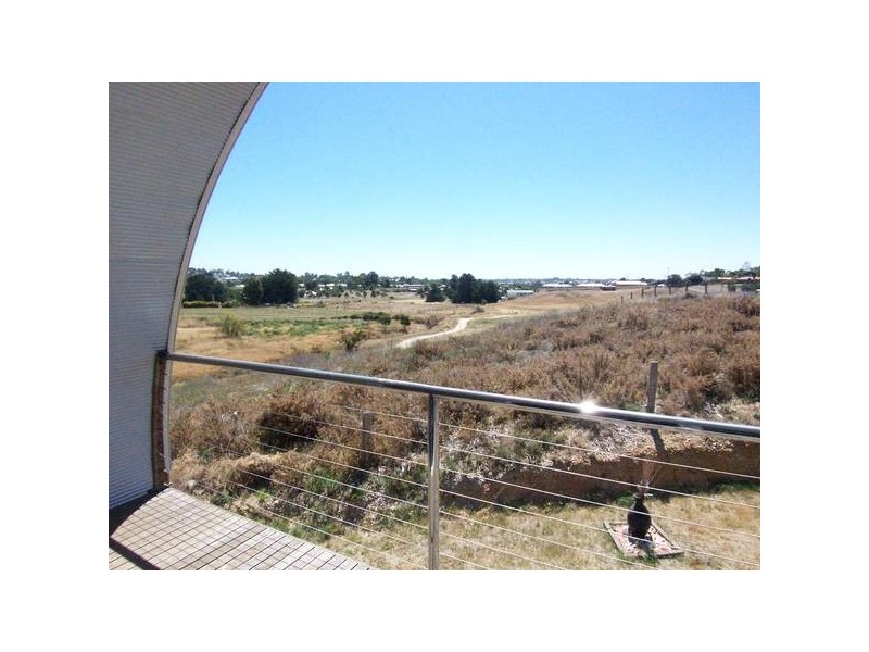 Ballarat East VIC 3350