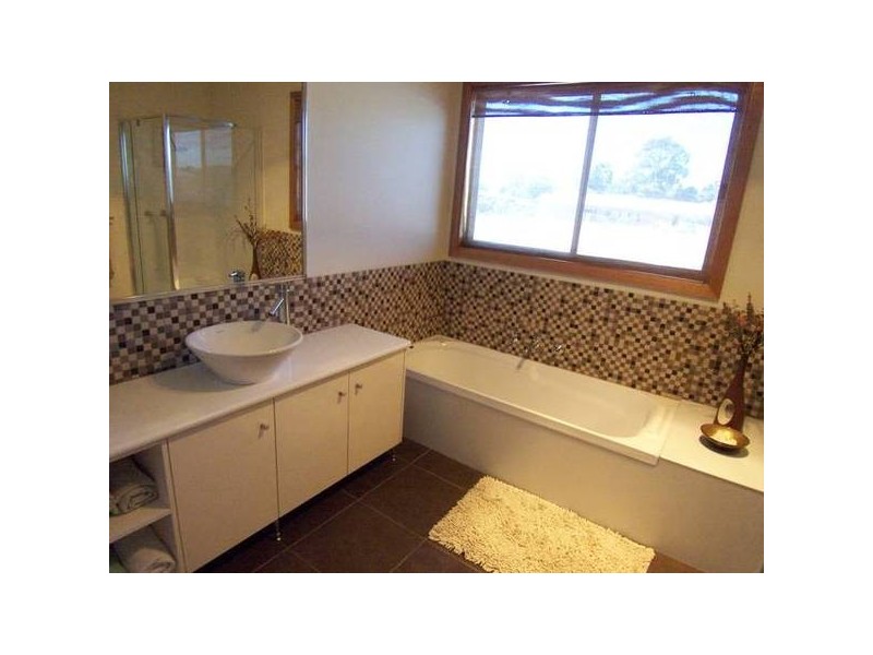 Ballarat East VIC 3350