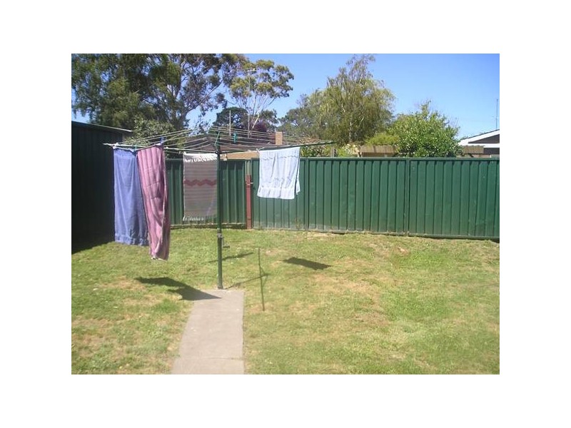 27 Longley Street, Alfredton VIC 3350