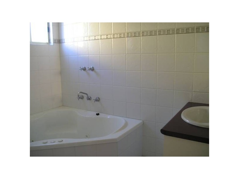 209 Gregory Street, Soldiers Hill VIC 3350