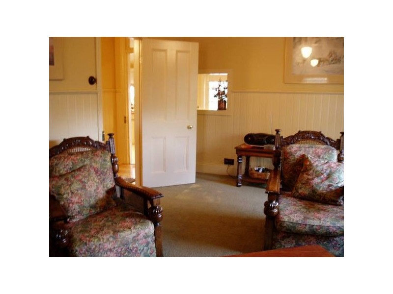 4 Doveton Crescent, Ballarat VIC 3350