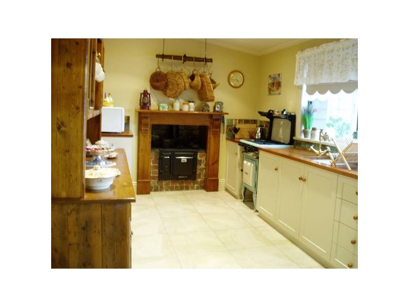 4 Doveton Crescent, Ballarat VIC 3350