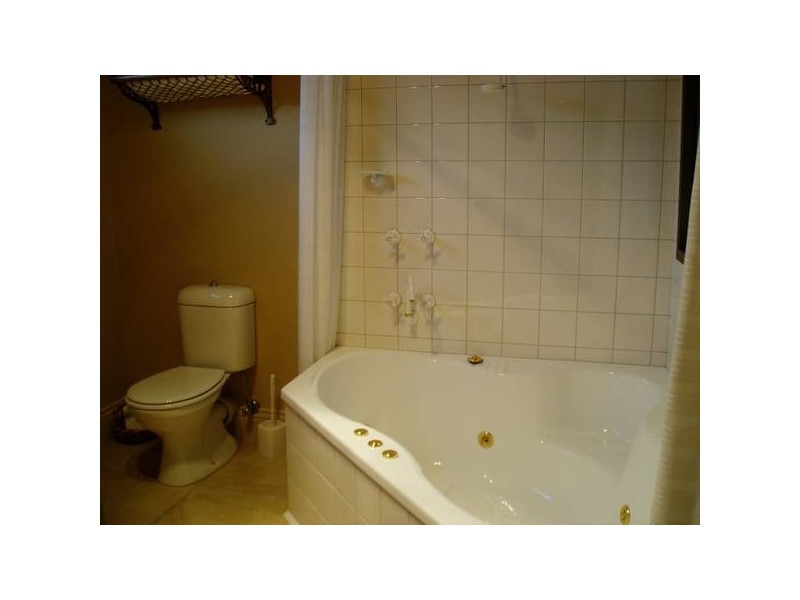 4 Doveton Crescent, Ballarat VIC 3350