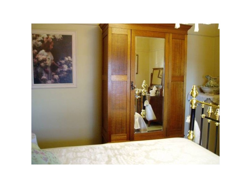 4 Doveton Crescent, Ballarat VIC 3350