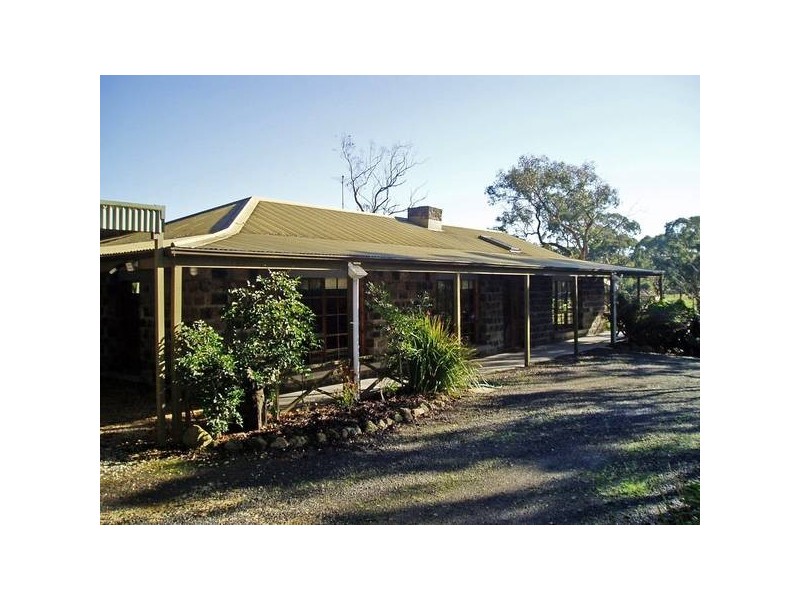 23 Stevenson Court, Haddon VIC 3351