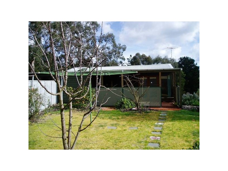 23 Stevenson Court, Haddon VIC 3351