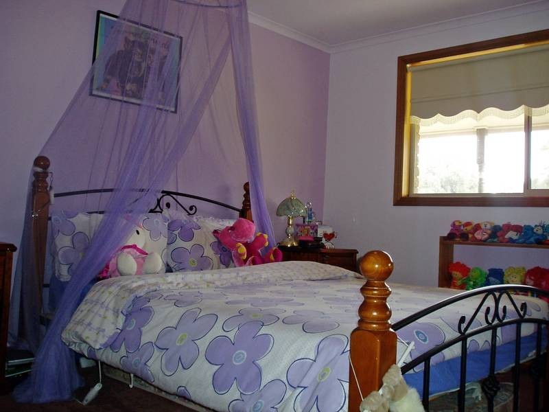 1 Miller Court, Nintingbool VIC 3351