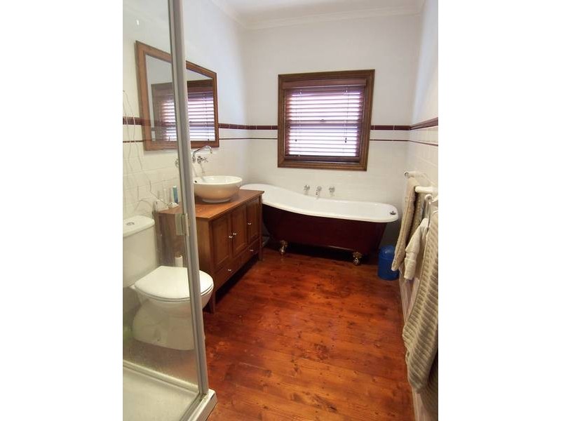 39 Loch Avenue, Ballarat VIC 3350