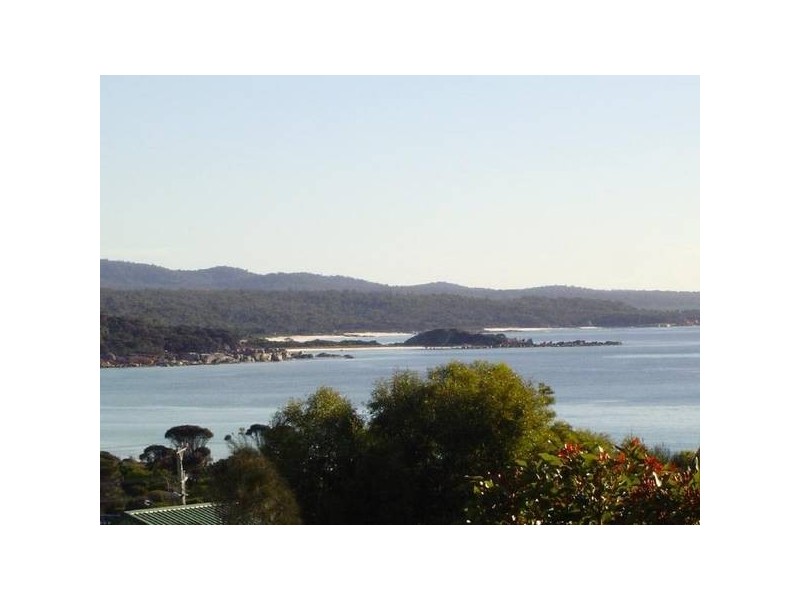 5 Wedge Court, Binalong Bay TAS 7216