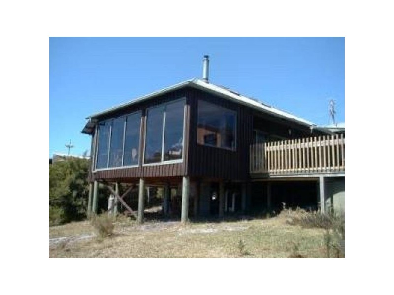 34 Treloggen Drive, Binalong Bay TAS 7216
