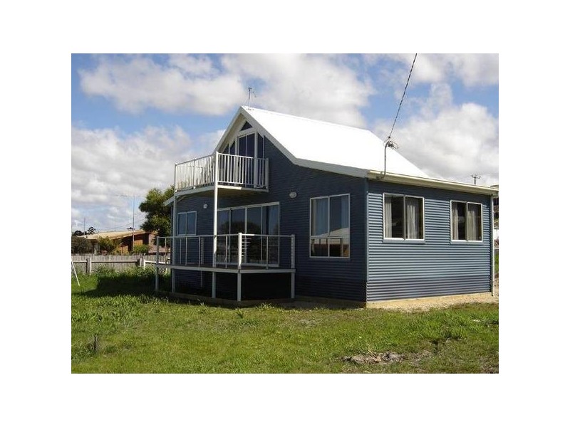 143 Scamander Avenue, Scamander TAS 7215