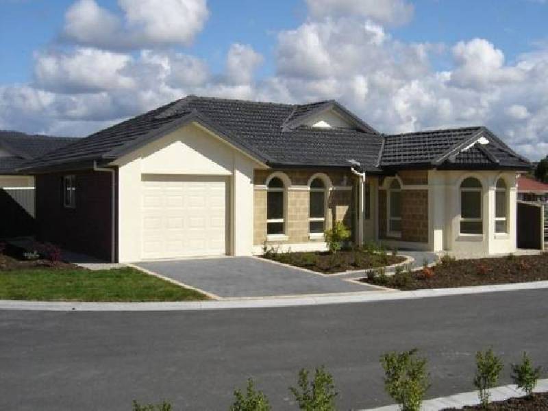 8/14 Doepel Place, St Helens TAS 7216