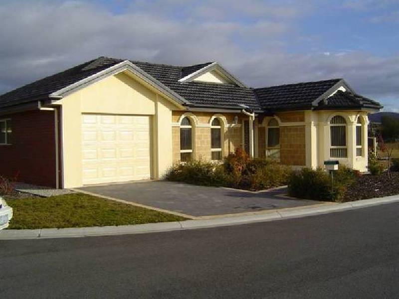 8/14 Doepel Place, St Helens TAS 7216