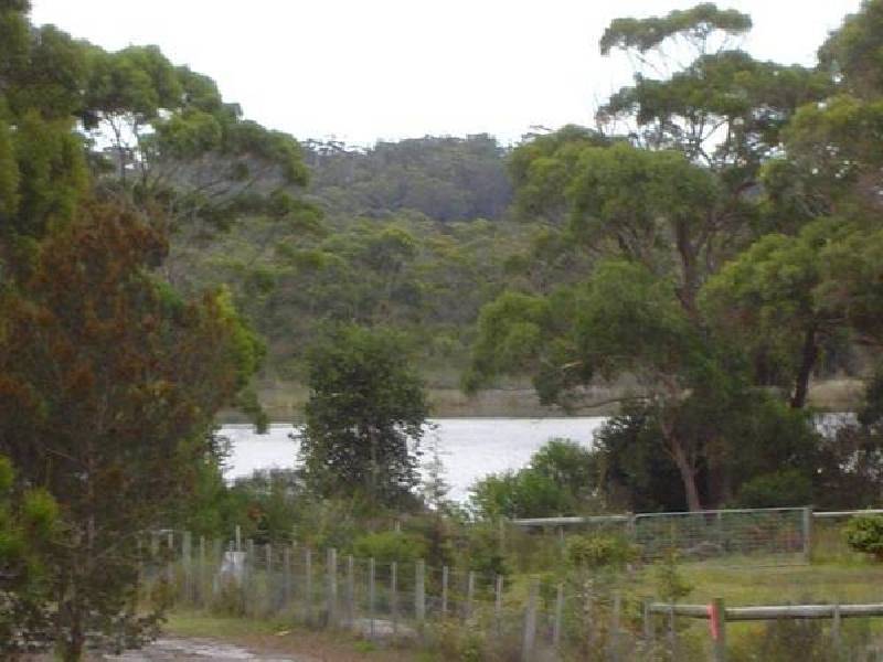 173 Main Road, Binalong Bay TAS 7216