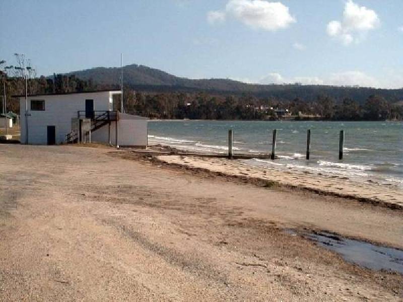 75 Parnella Drive, St Helens TAS 7216