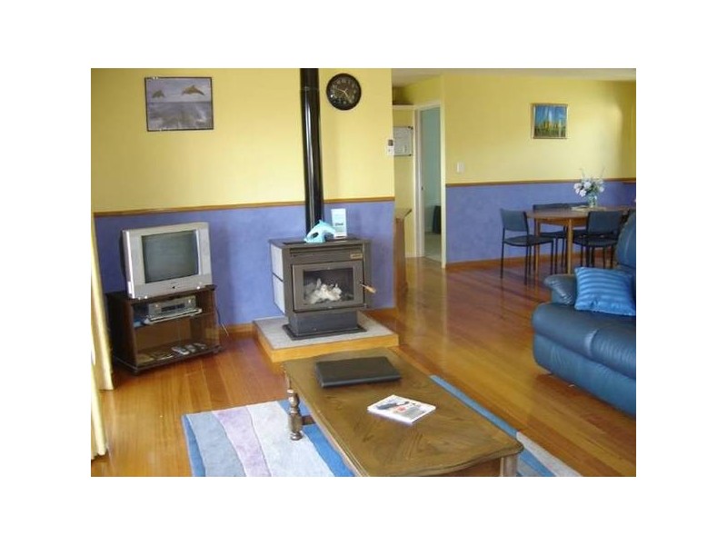 181 Main Road, Binalong Bay TAS 7216
