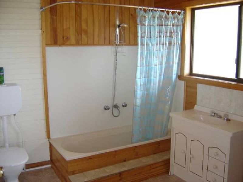 66 Treloggen Drive, Binalong Bay TAS 7216