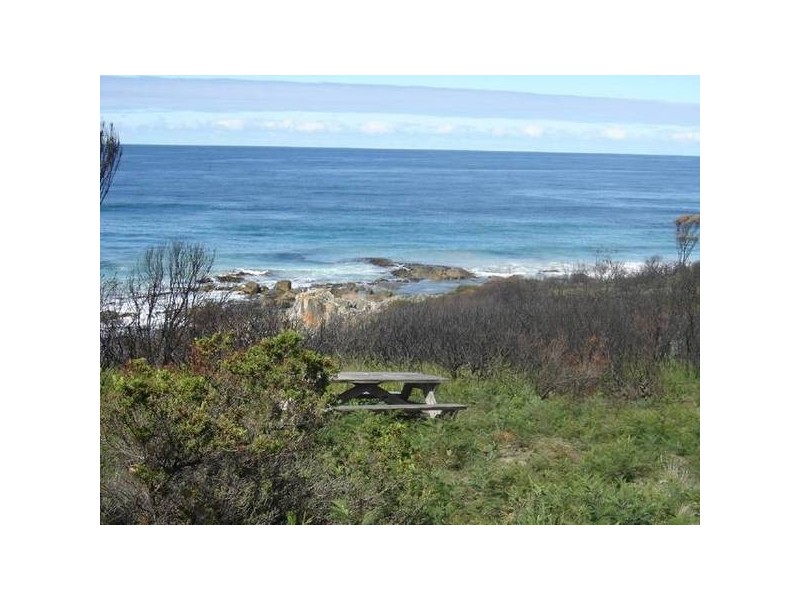 2 Tasman Highway, Four Mile Creek TAS 7215