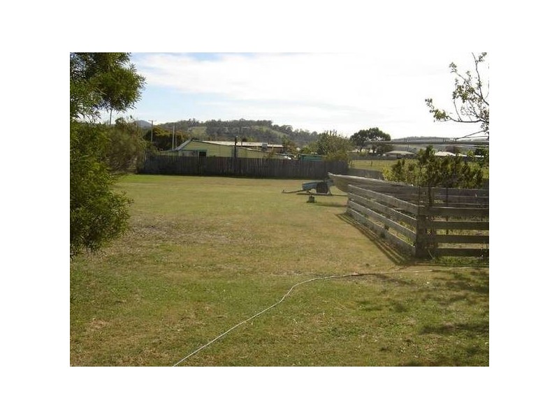 4 Young Street, St Helens TAS 7216