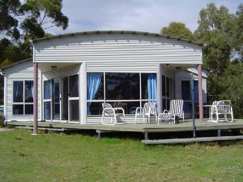 173 Main Road, Binalong Bay TAS 7216