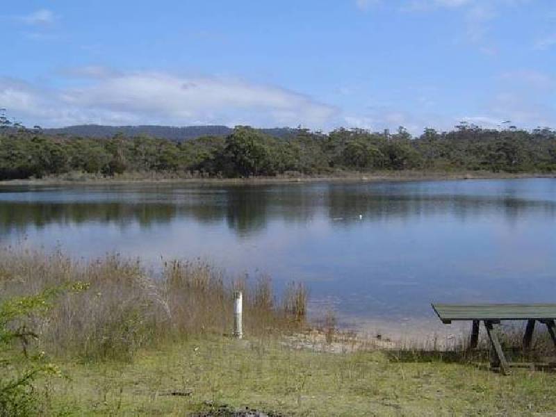 173 Main Road, Binalong Bay TAS 7216