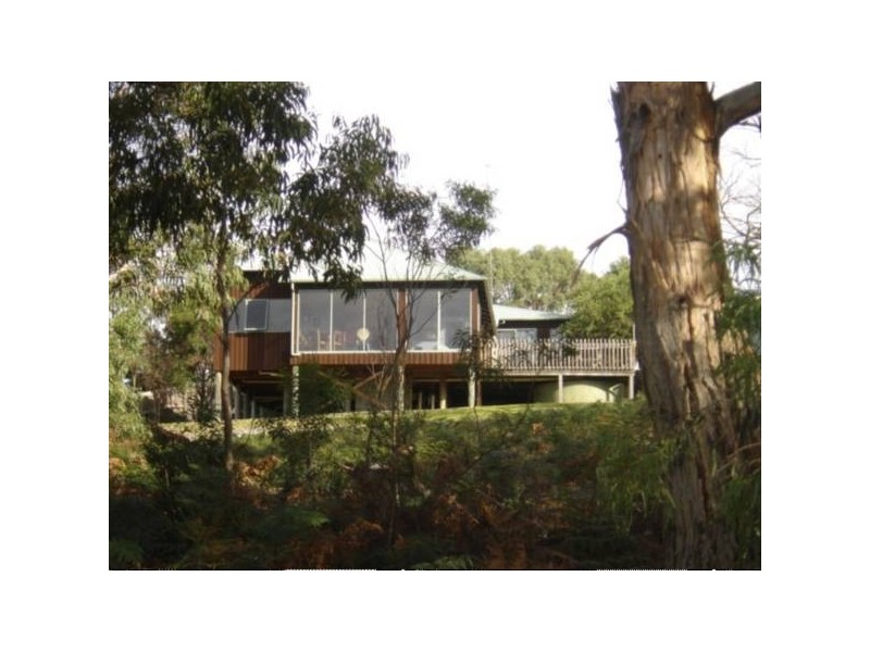 34 Treloggen Drive, Binalong Bay TAS 7216