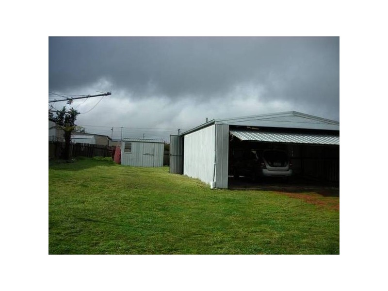 11 Hugh Street, St Marys TAS 7215