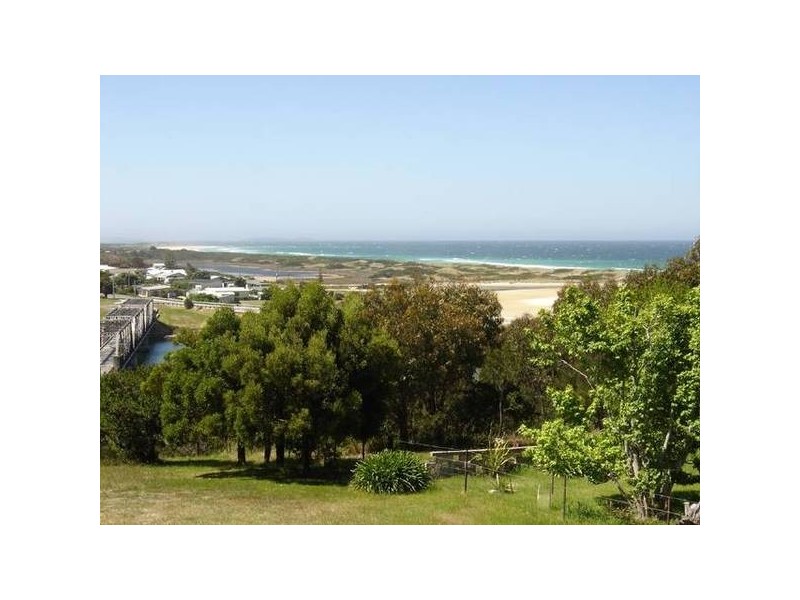 Steel Street, Scamander TAS 7215