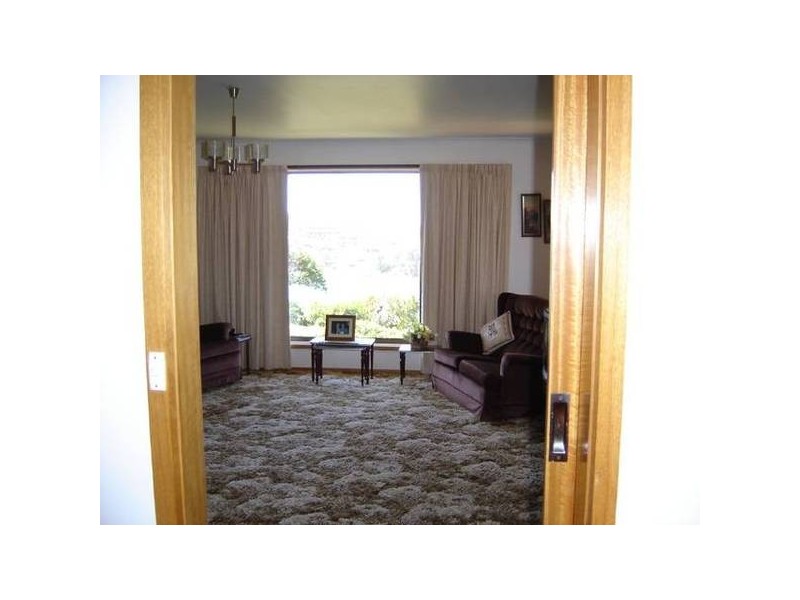 Steel Street, Scamander TAS 7215