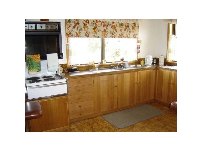 Steel Street, Scamander TAS 7215