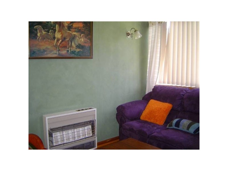 6 Hugh Street, St Marys TAS 7215