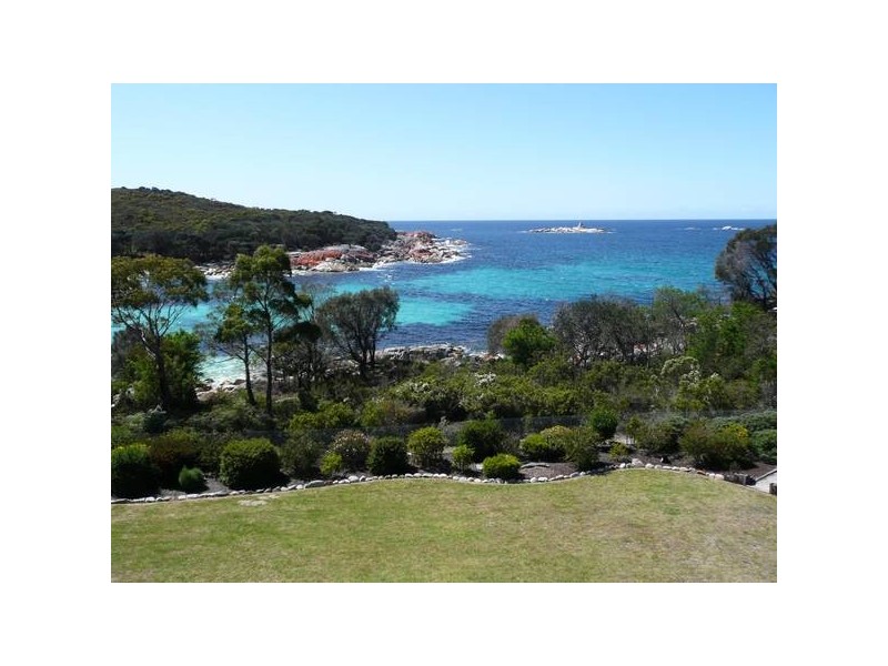 16 Seatons Cove Road, Binalong Bay TAS 7216