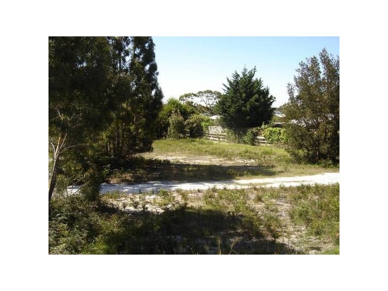 171 Main Road, Binalong Bay TAS 7216