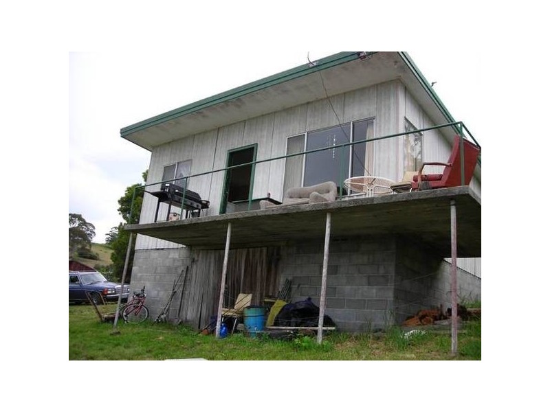 5 Binalong Bay Road, St Helens TAS 7216