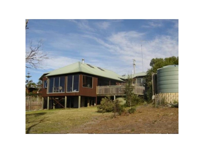 34 Treloggen Drive, Binalong Bay TAS 7216