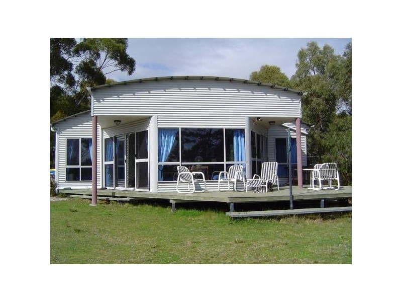 173 Main Road, Binalong Bay TAS 7216