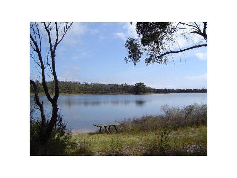 173 Main Road, Binalong Bay TAS 7216