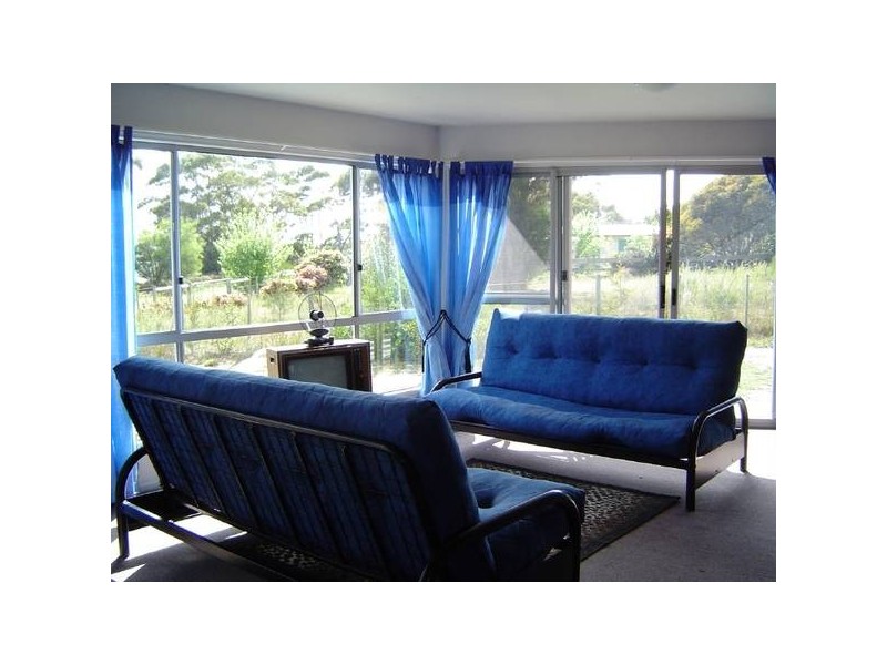 173 Main Road, Binalong Bay TAS 7216