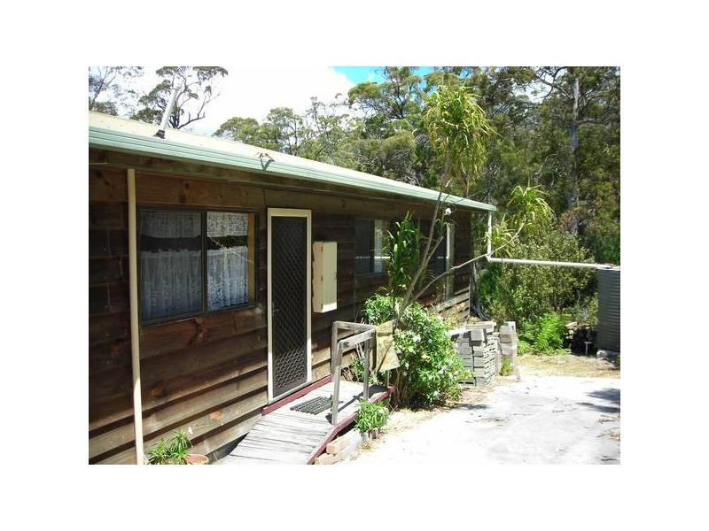 66 Treloggen Drive, Binalong Bay TAS 7216