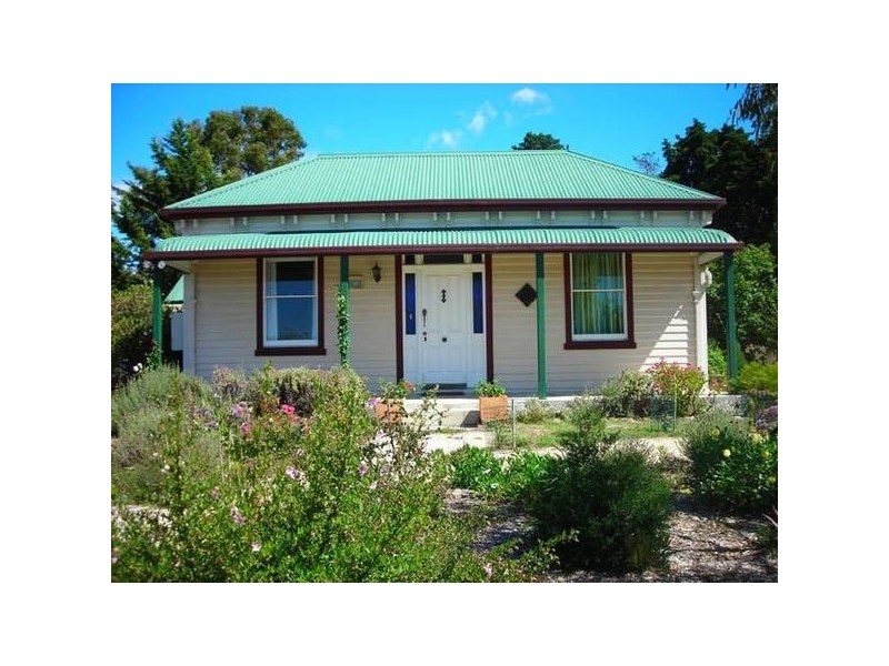 29-31 Bayvista Rise, St Helens TAS 7216